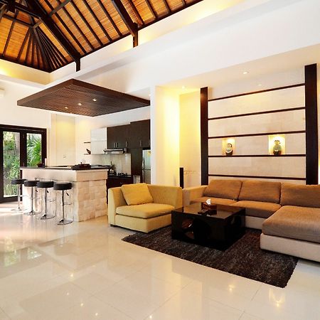 Villa Natayani Seminyak Exterior foto